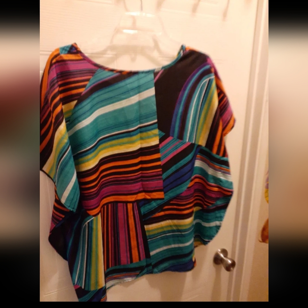 Color Striped Top - Picture 2 of 7